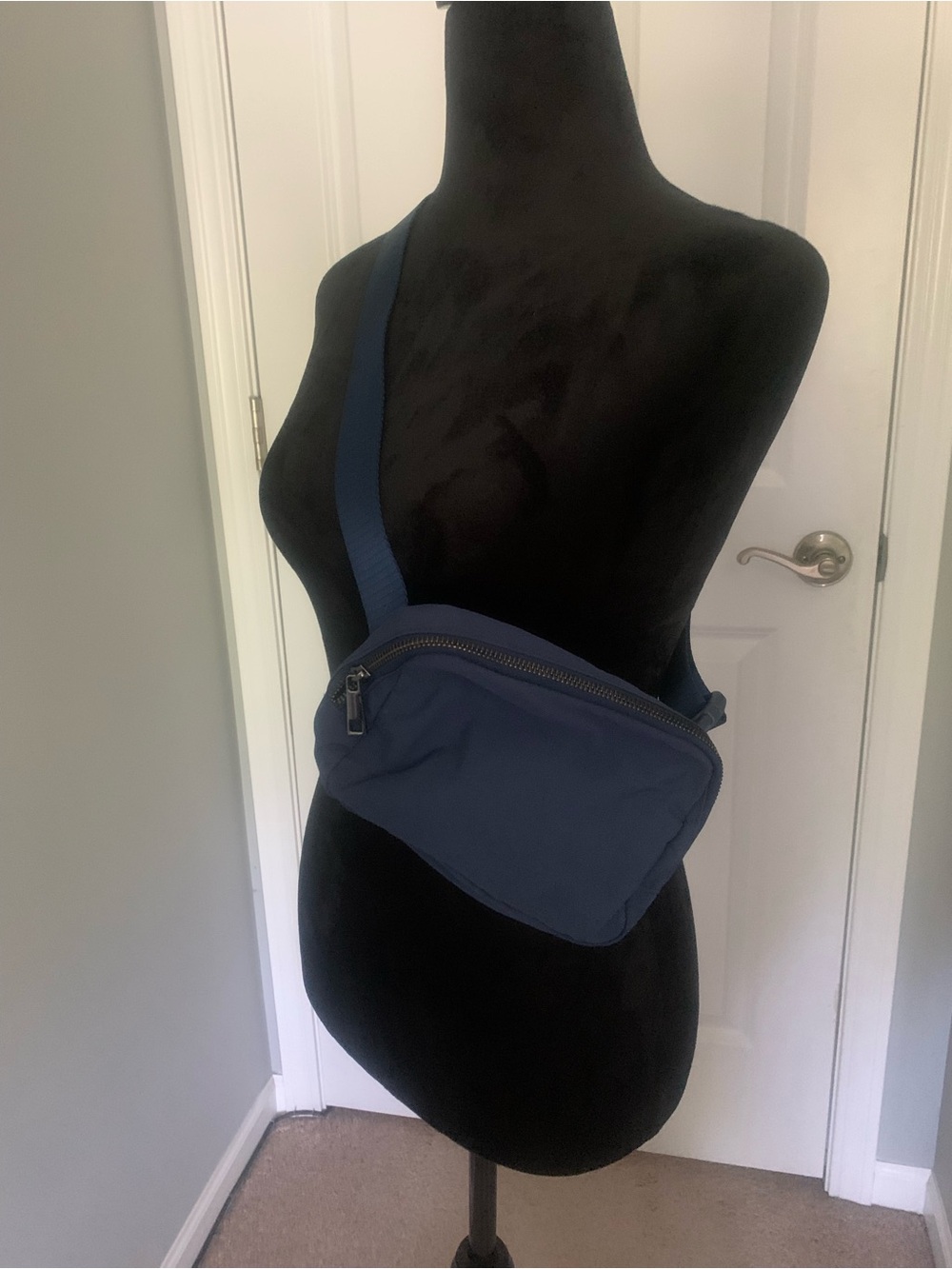 Navy Crossbody Belt Bag - Versatile Everyday Sling